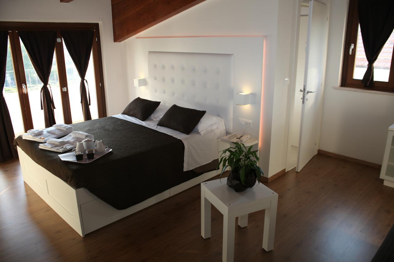 Boutique Hotel E Spa Citta Bianca Pescara Zewnętrze zdjęcie